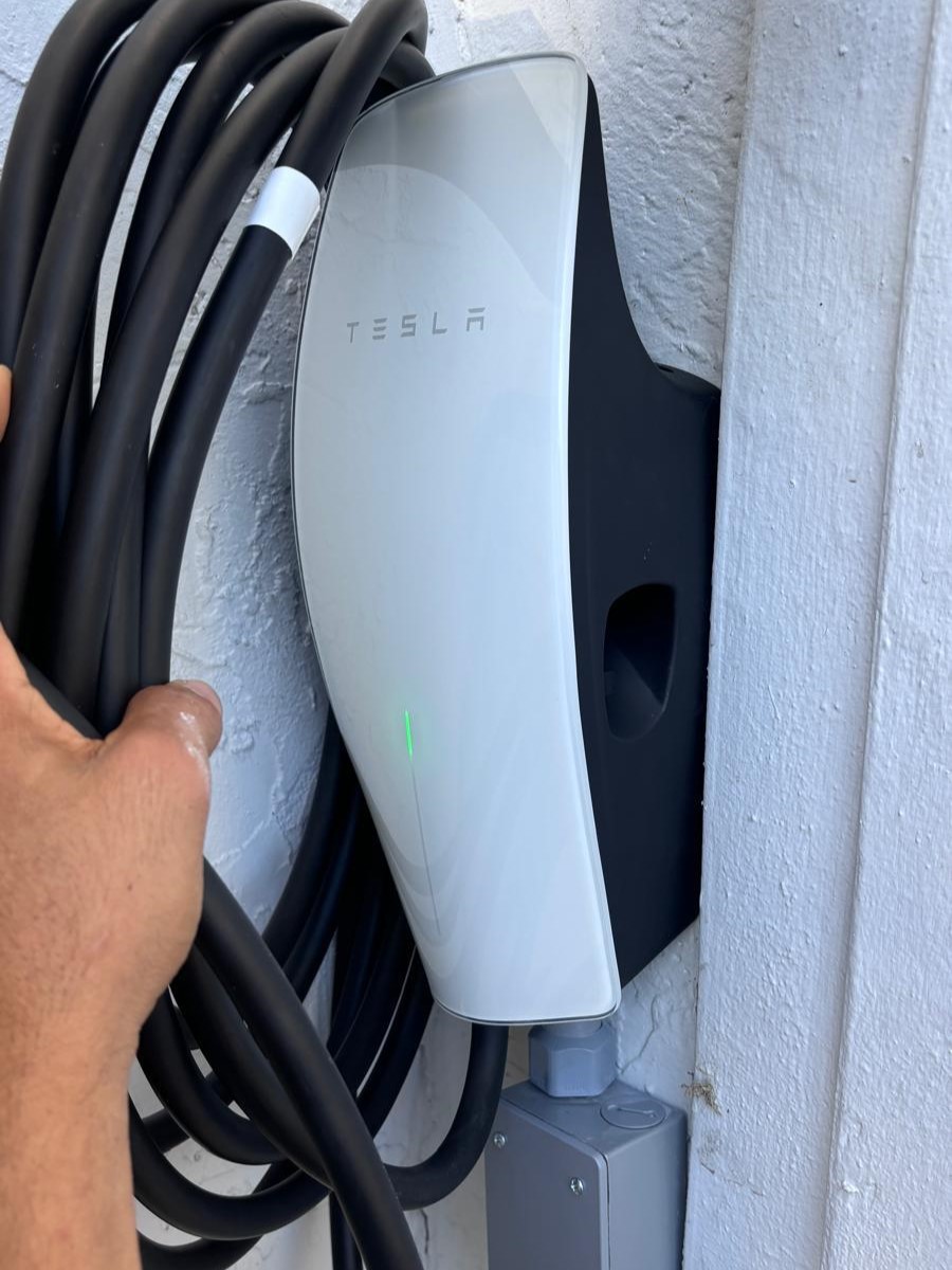 New Tesla car charger installation Fort Lauderdale FL (3)